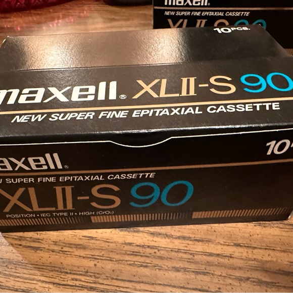 Lot (10) Maxell XLII-S 90 New Super Fine Epitaxial Cassette Tapes - Picture 4 of 4
